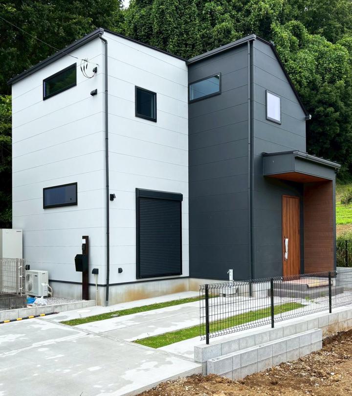 【全館空調搭載！高性能デザイナーズハウス】-町田市金井-